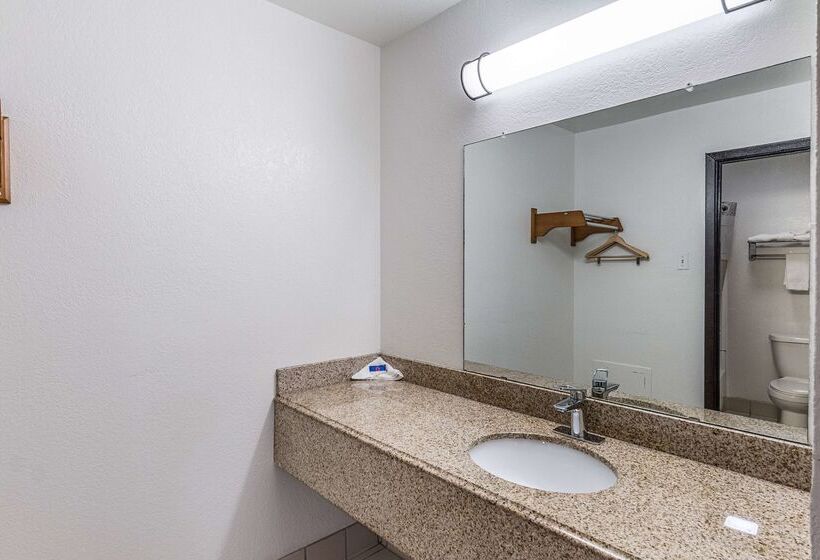 Motel 6 Lancaster, Tx  Desoto  Lancaster