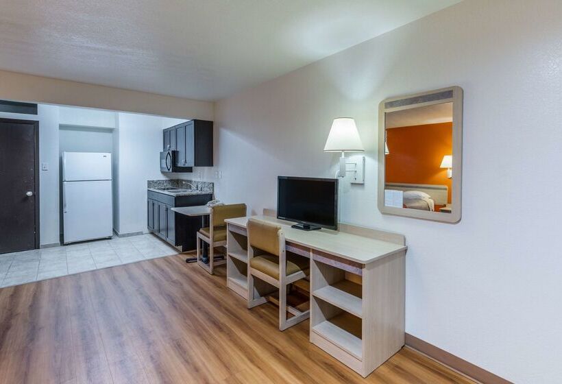 Motel 6 Lancaster, Tx  Desoto  Lancaster