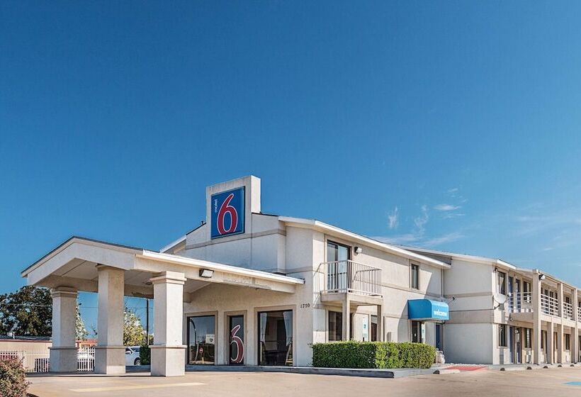 Motel 6 Lancaster, Tx  Desoto  Lancaster