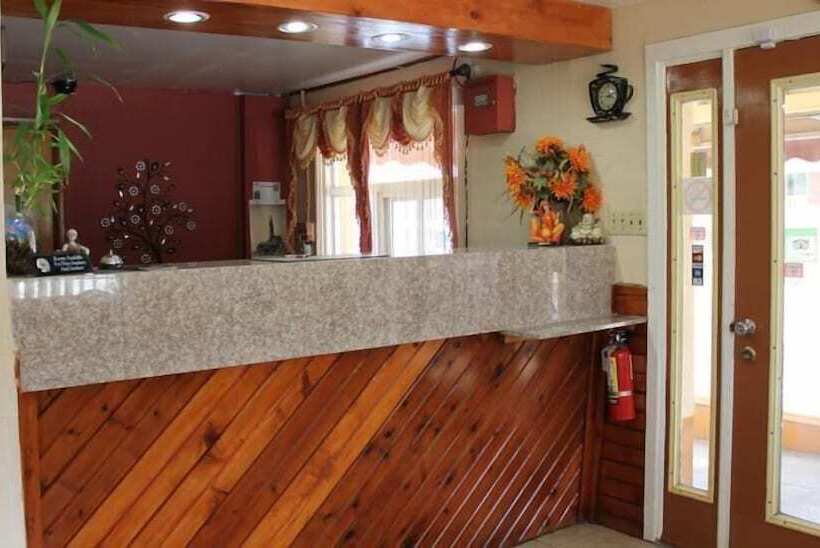 فندق على الطريق Andrew Johnson Inn