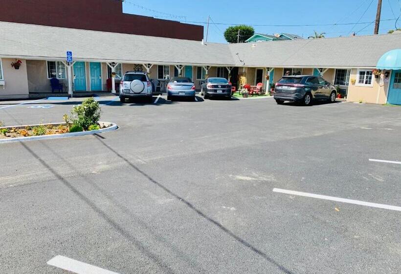 汽车旅馆  Central Coast Inn  Cayucos