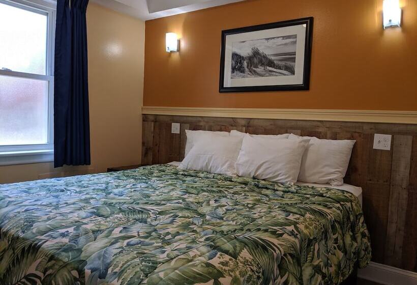 فندق على الطريق Colonial Inn