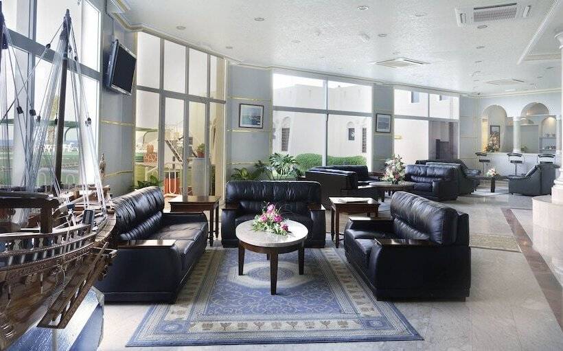 Resort Sur Beach Holiday