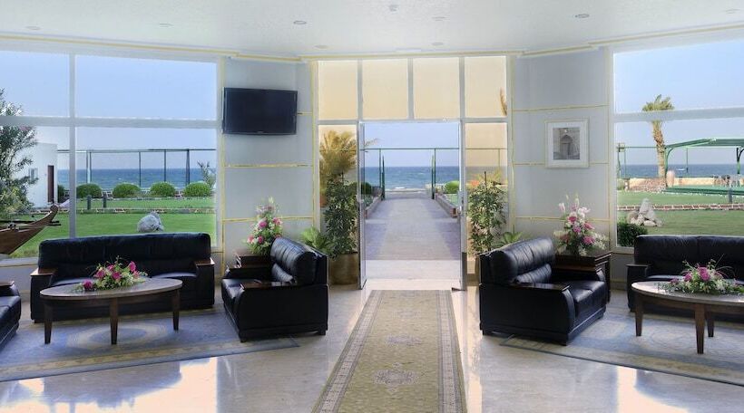 Resort Sur Beach Holiday