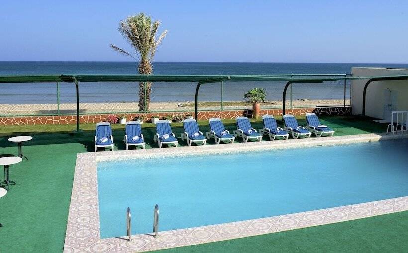 Resort Sur Beach Holiday