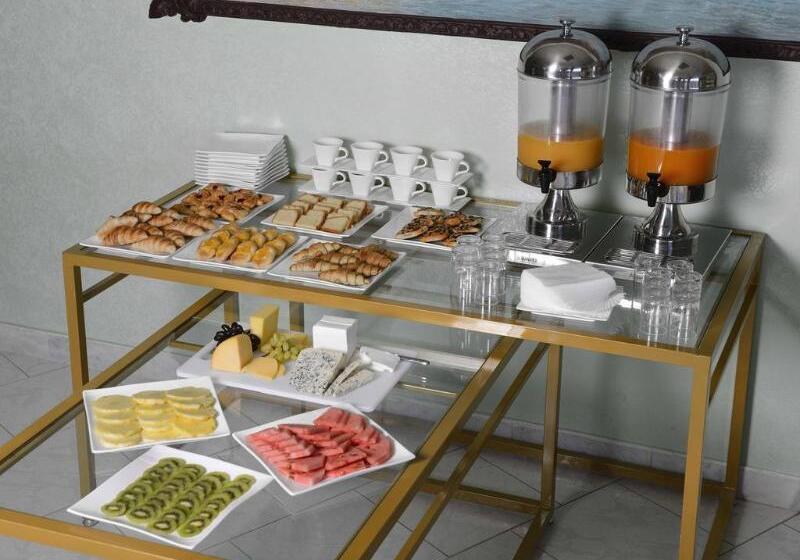 Resort Sur Beach Holiday