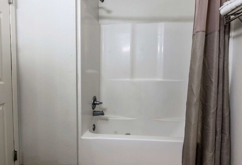 Studio 6lafayette, La  Broussard