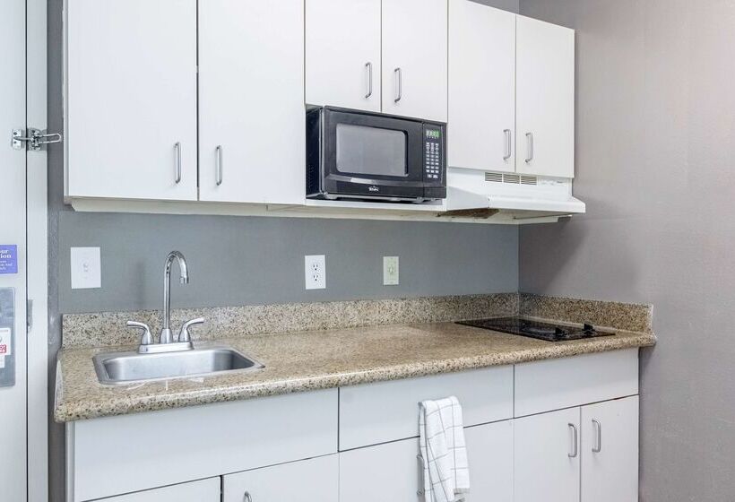 Studio 6lafayette, La  Broussard