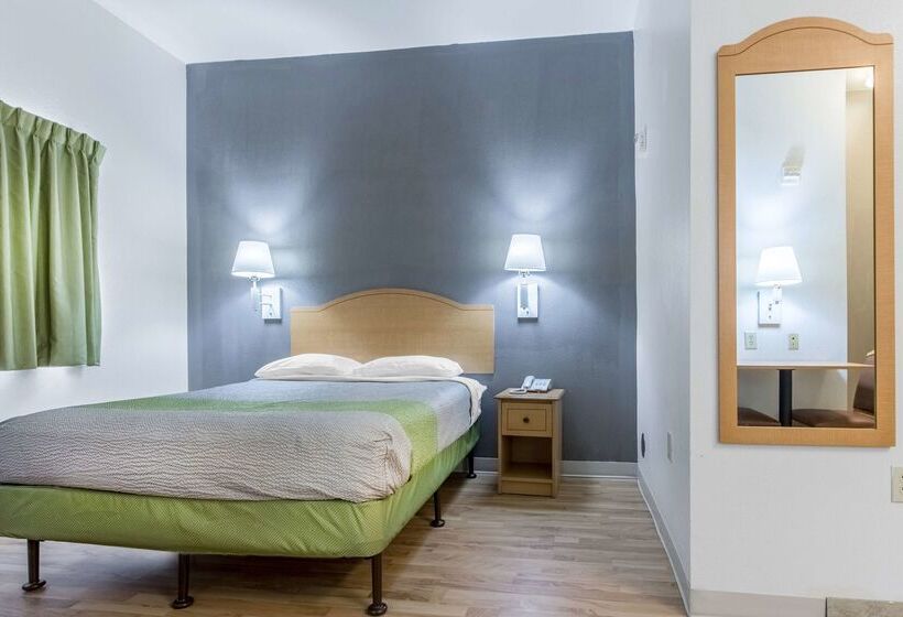 Studio 6lafayette, La  Broussard