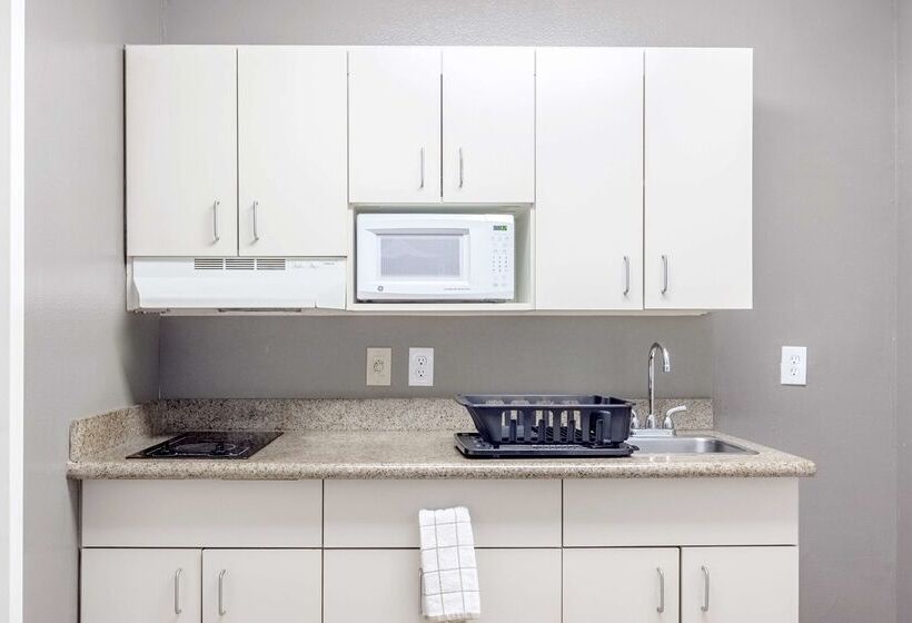 Studio 6lafayette, La  Broussard