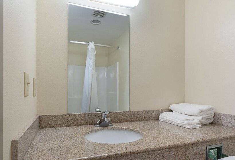 Studio 6lafayette, La  Broussard