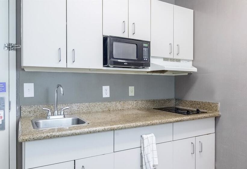 Studio 6lafayette, La  Broussard