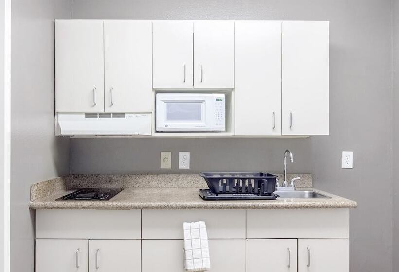 Studio 6lafayette, La  Broussard