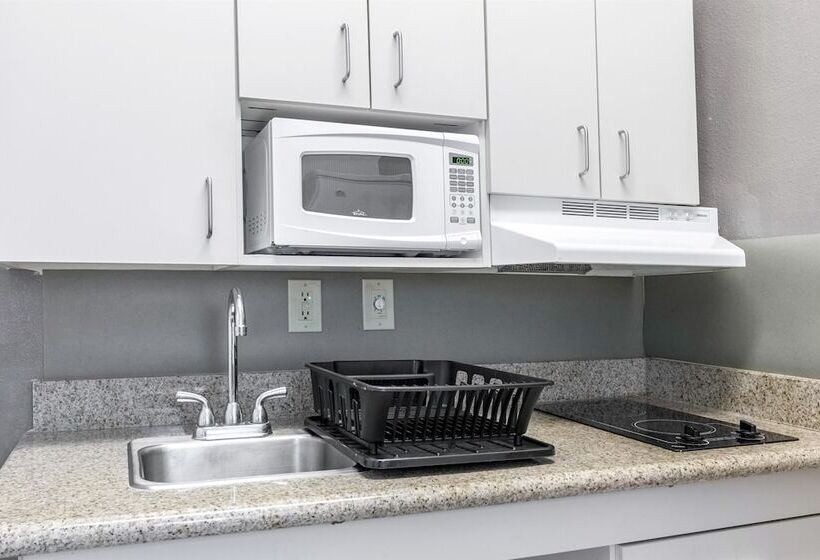 Studio 6lafayette, La  Broussard