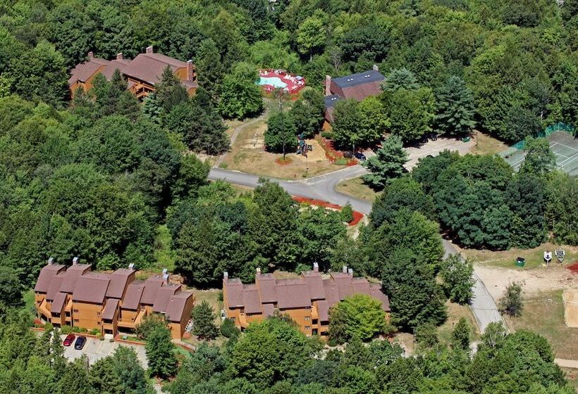 The Summit Resort