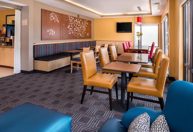 Towneplace Suites Huntington