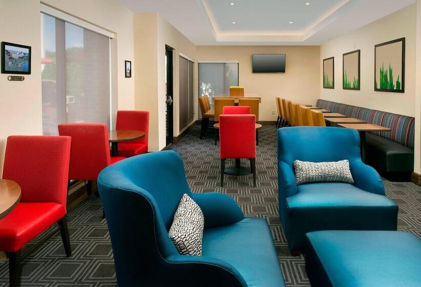 Towneplace Suites By Marriott Lexington Park Patuxent River Naval Air Station