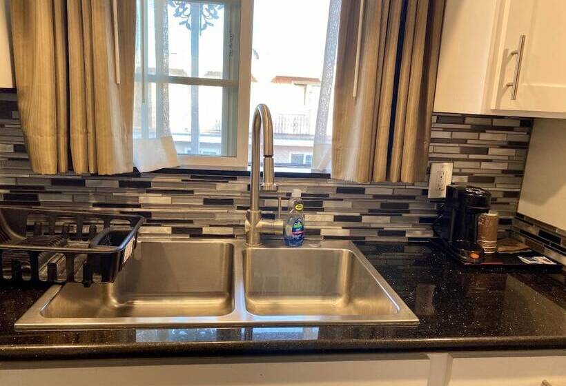 Viking Motel Ventura