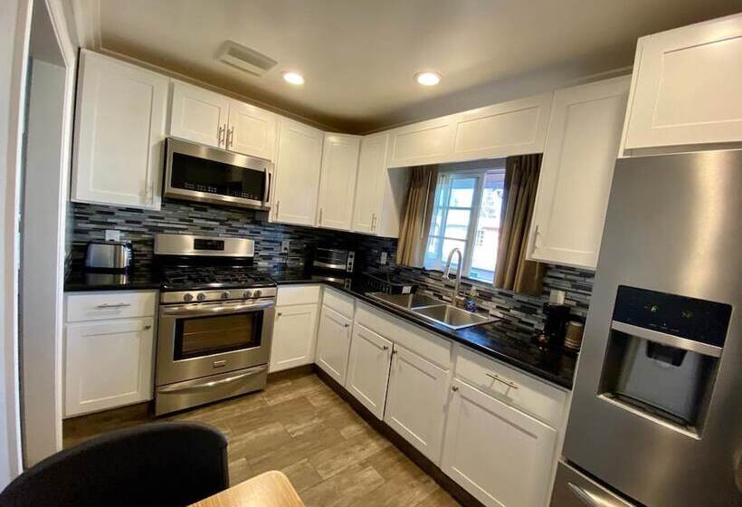 Viking Motel Ventura