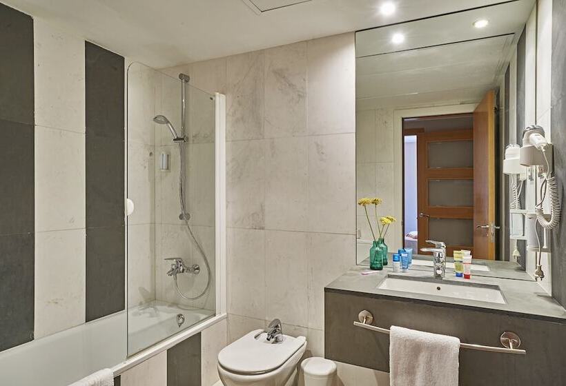 Ainb Sagrada Familia Apartments