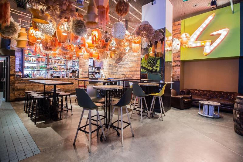 هاستل Generator Barcelona