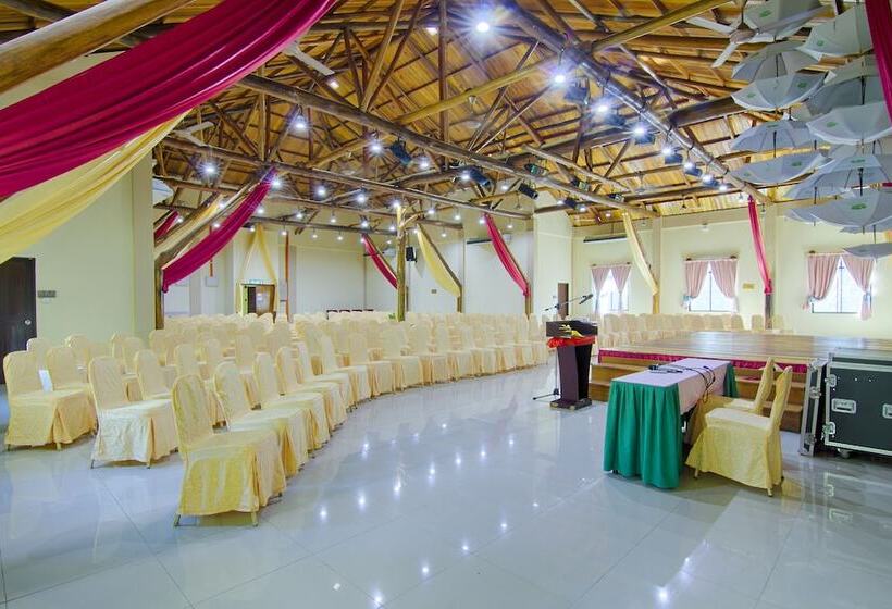 Borneo Tropical Rainforest Resort