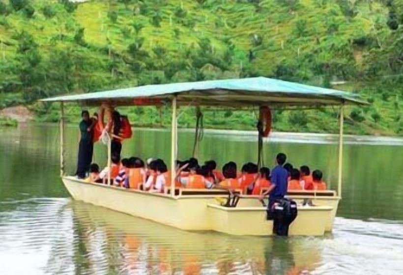 Borneo Tropical Rainforest Resort