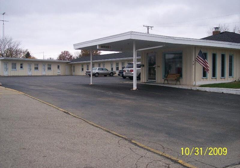 Grand View Motel Beaver Dam