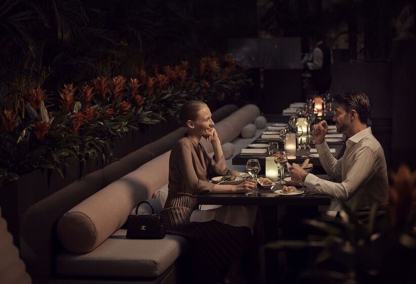 Grosvenor House Suites