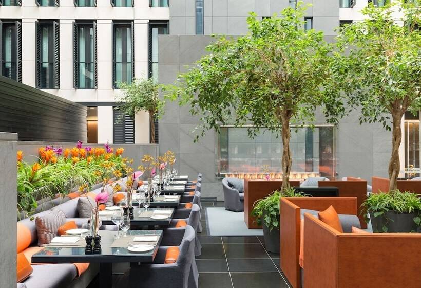 Grosvenor House Suites