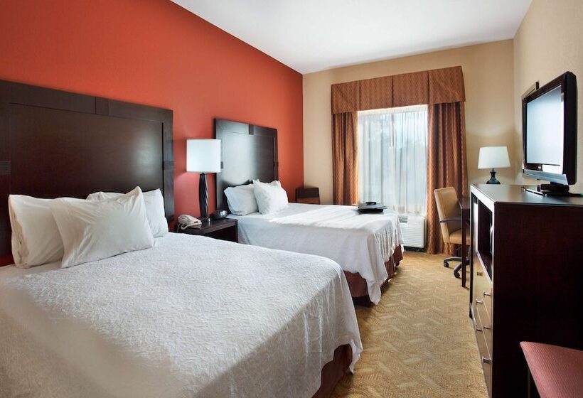 Hampton Inn & Suites Laurel, Ms