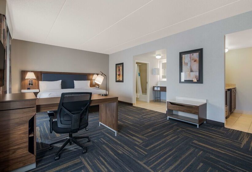 Hampton Inn & Suites Plattsburgh