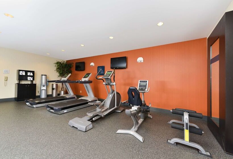 Hampton Inn Yorkville