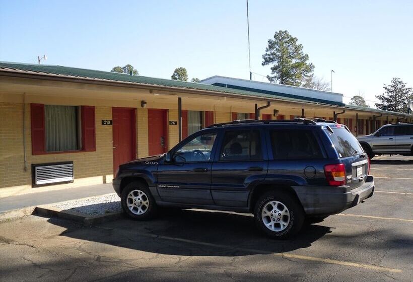 Holiday Terrace Motel