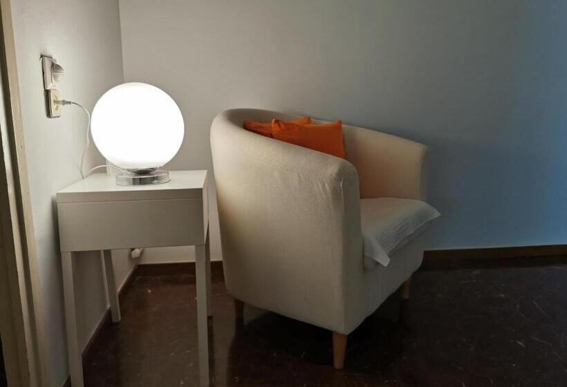 Хостел Barcelona City Street