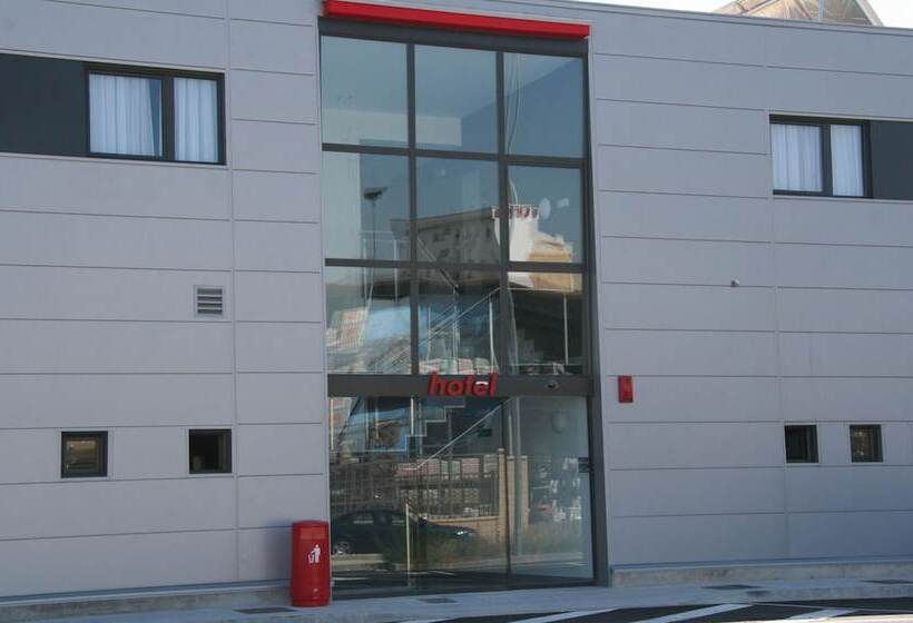 Отель Abades Via Norte