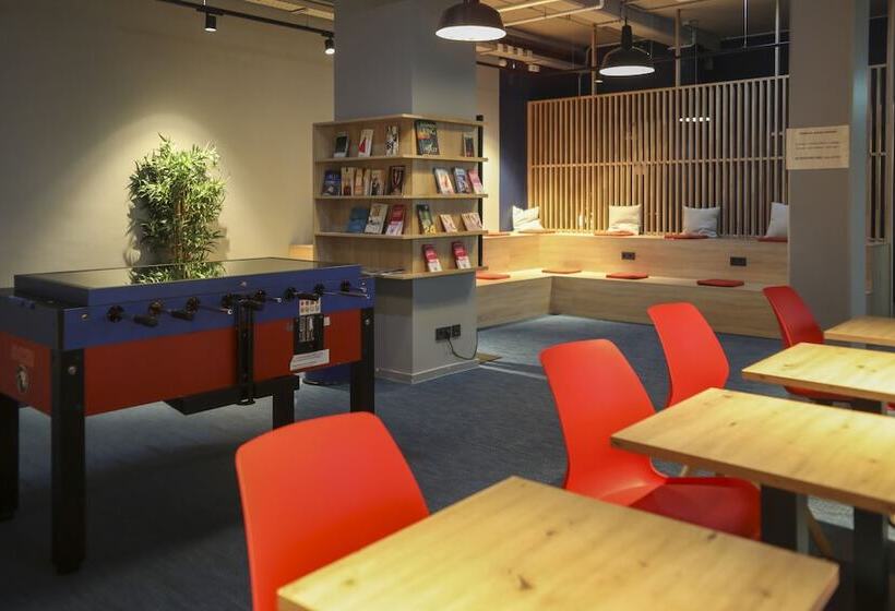 Acama Hotel & Hostel Kreuzberg