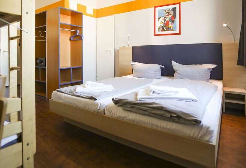 Acama Hotel & Hostel Kreuzberg