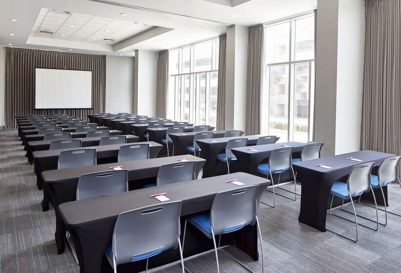 فندق Aloft Austin At The Domain