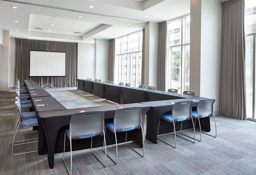 فندق Aloft Austin At The Domain