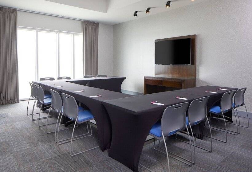 فندق Aloft Austin At The Domain