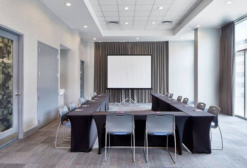 فندق Aloft Austin At The Domain