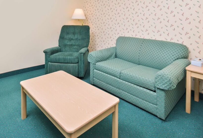 فندق Americas Best Value Inn & Suites Bluffton