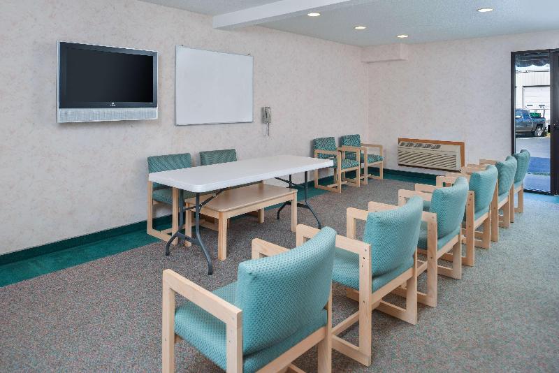 فندق Americas Best Value Inn & Suites Bluffton