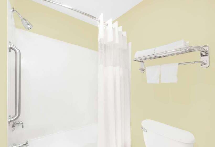 فندق Baymont By Wyndham Snyder