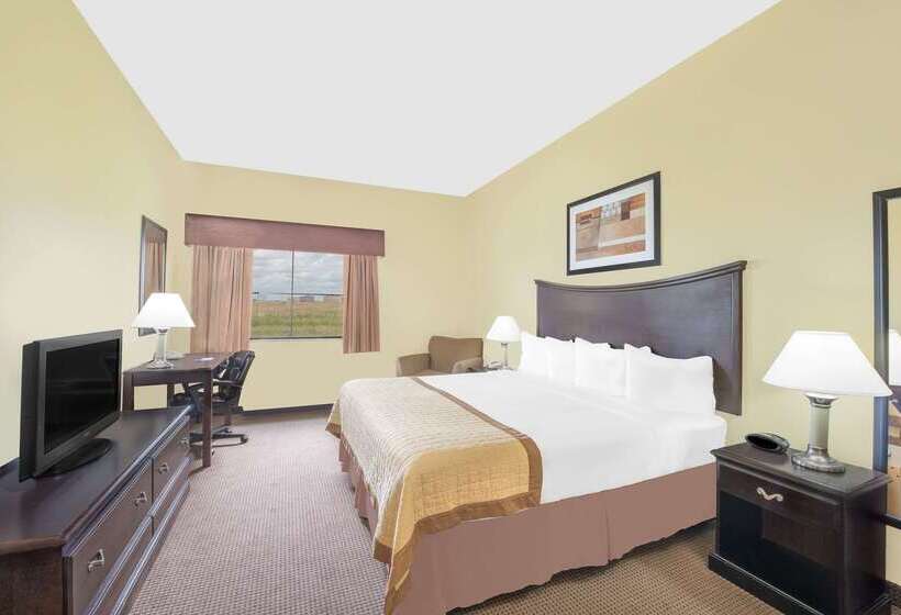 בית מלון כפרי Baymont By Wyndham Snyder