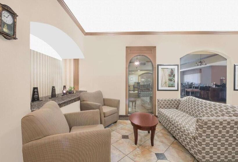 فندق Baymont By Wyndham Snyder