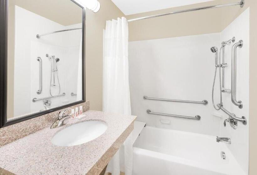 فندق Baymont By Wyndham Snyder