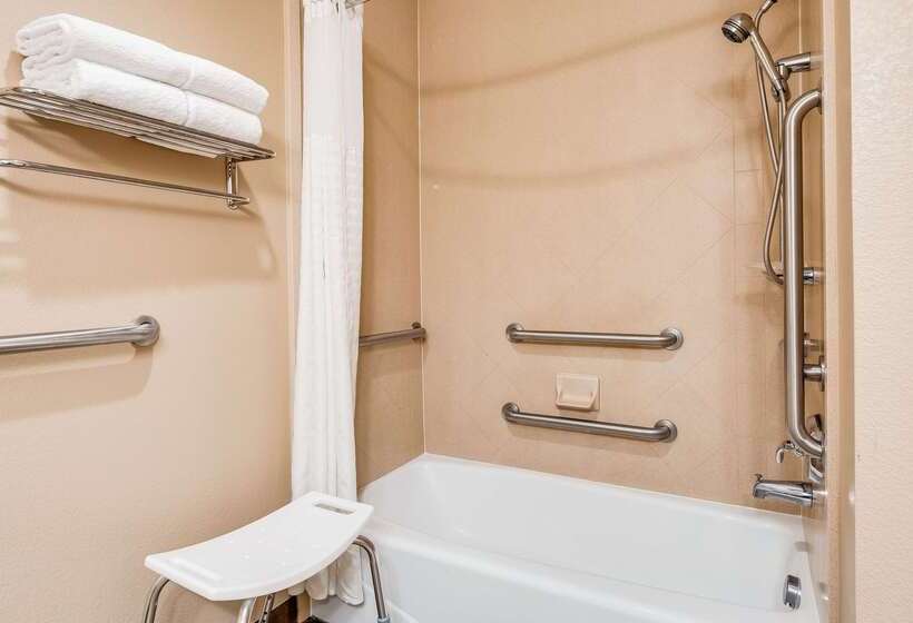 ホテル Best Western Carthage Inn & Suites