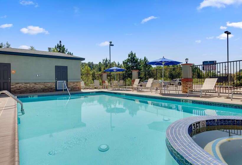 ホテル Best Western Carthage Inn & Suites